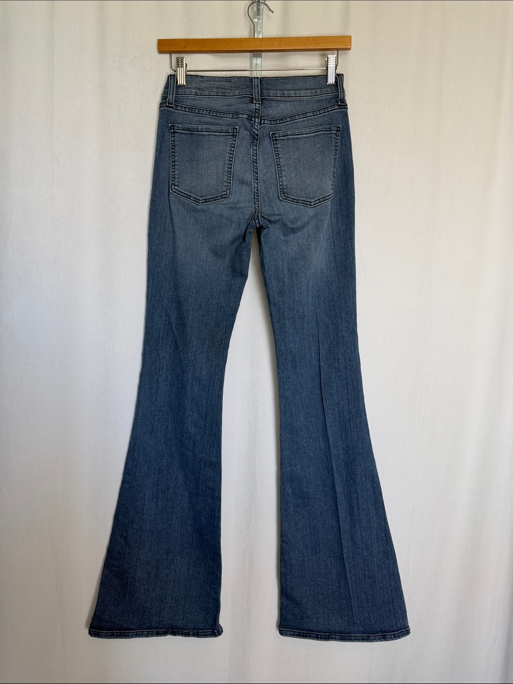 Pistola Women's Bootcut Patch Pocket Jeans Size 26 (2) Med Wash Stretch Mid Rise - Picture 4 of 9